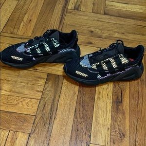 Adidas Lxcon core black sneakers